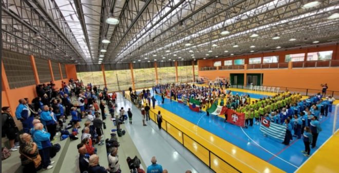 Guaratinguetá abriu fase regional do vôlei adaptado 1
