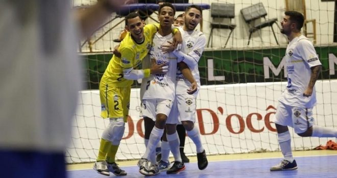 Futsal sub-20 do São José joga final na Taça Brasil 1