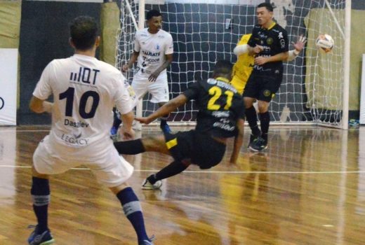 Taubaté Futsal vence mais uma pela Copa Paulista 5