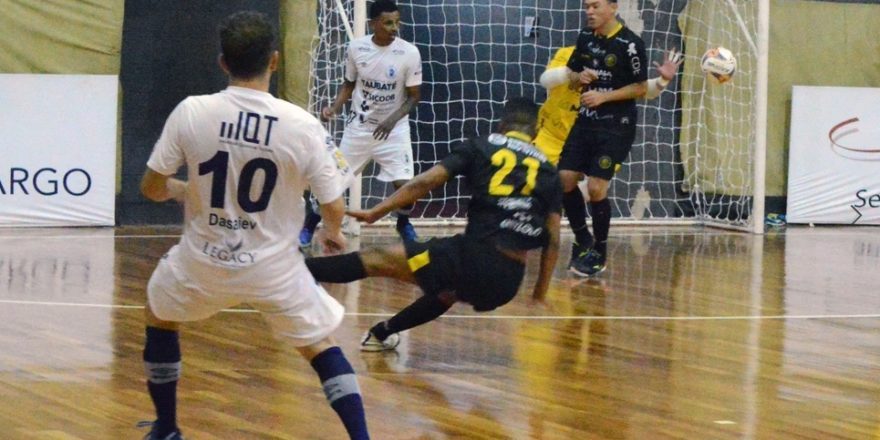 Taubaté Futsal vence mais uma pela Copa Paulista 1