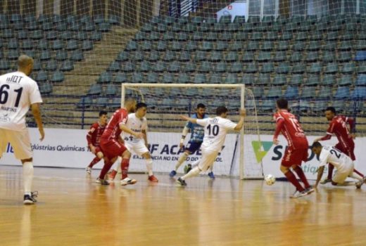 Taubaté Futsal vence com a primeira goleada na Liga 8