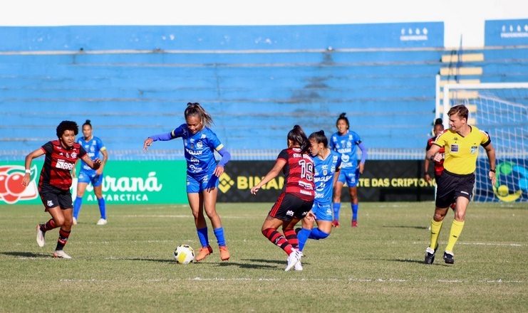 São José leva gol no fim e segue em situação difícil 1