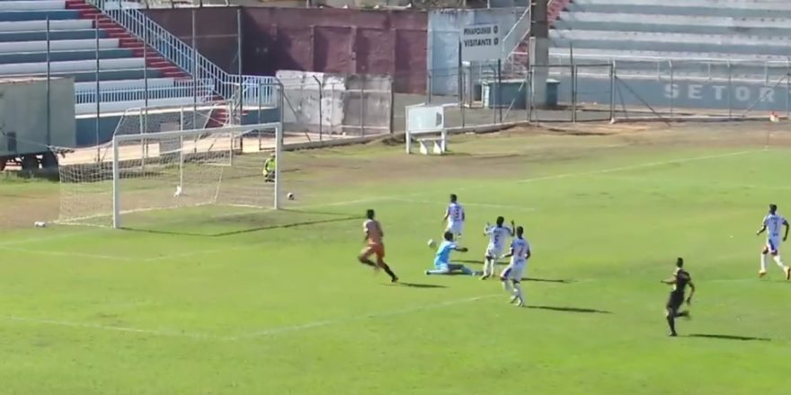 Manthiqueira leva goleada em Penápolis 1