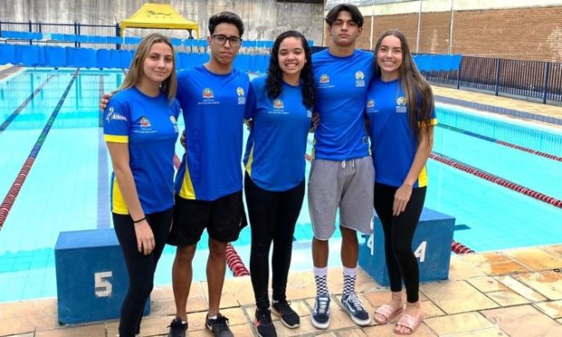 Joseenses embarcam para os Abertos da Juventude 1