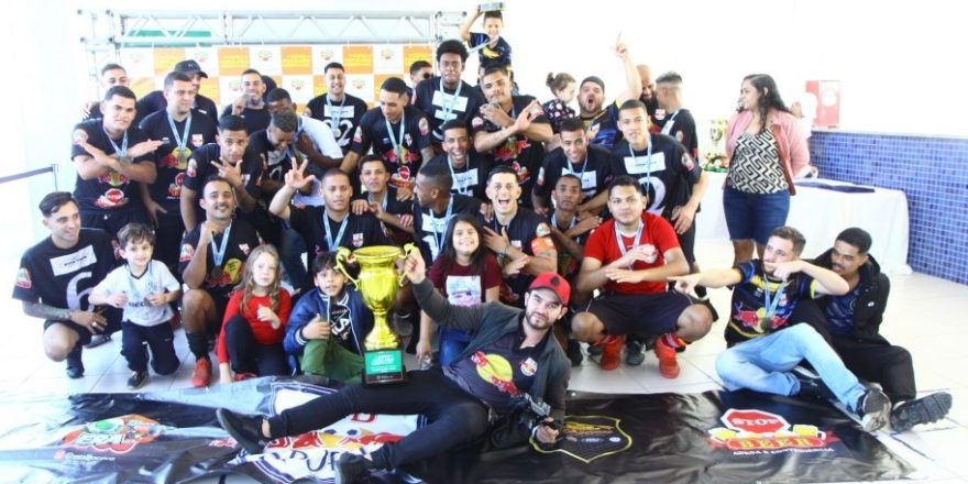 Campeões da Copa Popular de futebol são festejados 1