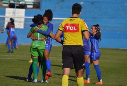 Taubaté vence outra e vai ao mata-mata do acesso 14