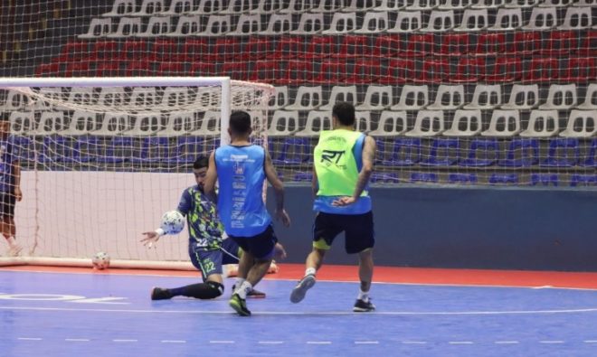 Futsal da região enfrenta paranaenses pela Nacional 2