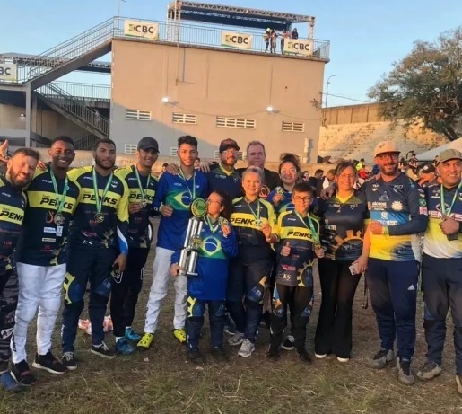 Bicicross joseense traz do Paraná títulos e medalhas 3