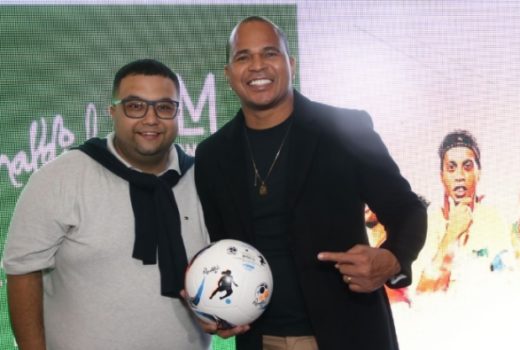 Ronaldinho Gaúcho virá a São José para jogo festivo 11