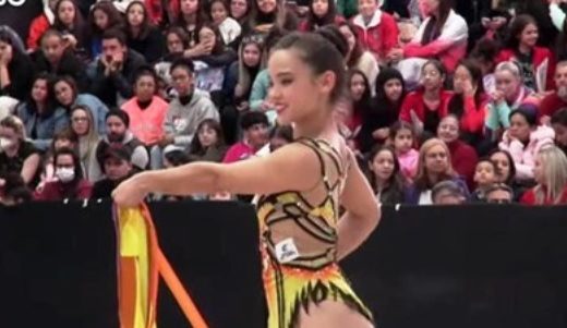 Ginasta joseense comemora título no Brasileiro 6