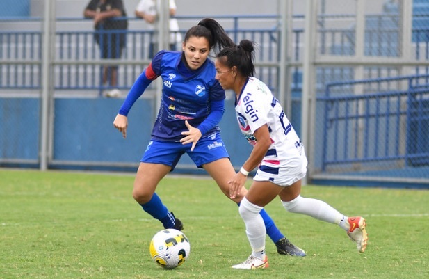 Taubaté fica em desvantagem na decisão do título 3 Taubaté fica em desvantagem na decisão do título 3