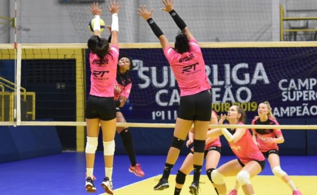 Novo vôlei feminino de Taubaté se apresenta à torcida 1