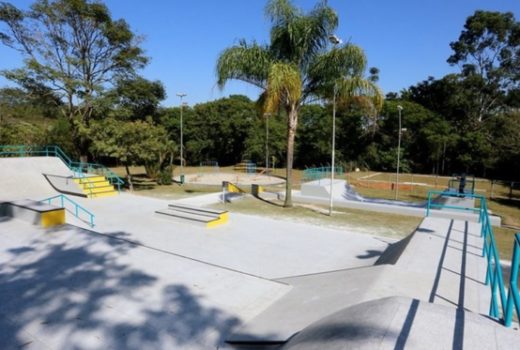 Pâmela Rosa organiza torneio de skate amador 13