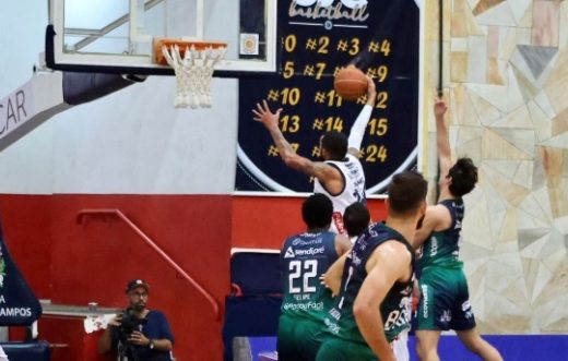 São José Basketball começa temporada com derrota 3