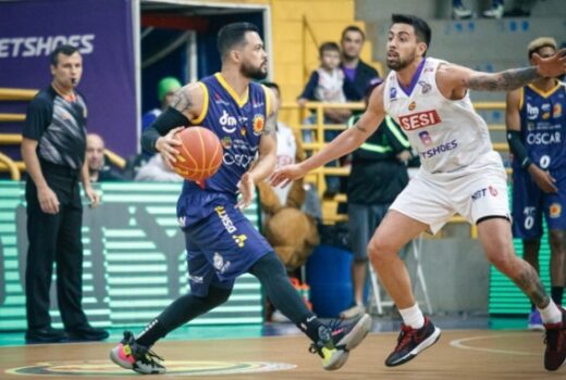 São José cede no último quarto e perde em Franca 6