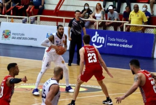 São José Basketball comemora vitória expressiva 7
