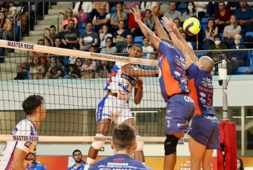 Vôlei joseense fica em desvantagem no playoff 10
