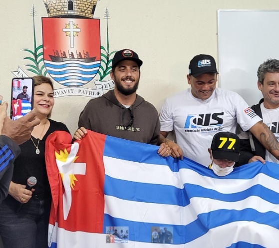Campeão mundial do surfe é festejado em Ubatuba 2