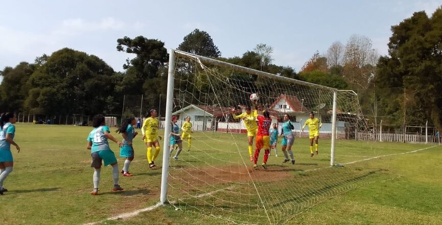 Futebol feminino tem São José e Pinda em final 1