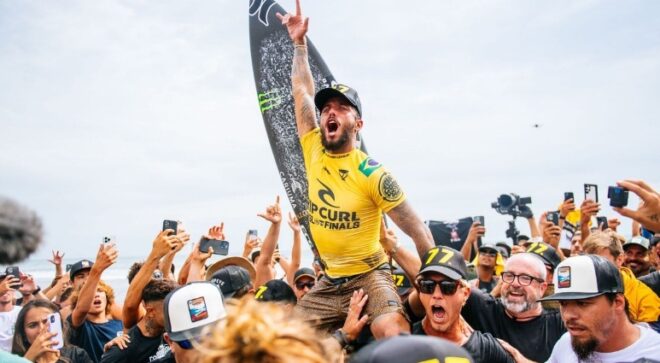 Surfista de Ubatuba é o novo campeão mundial 1