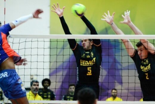 Vôlei joseense vira e vence a primeira fora 6