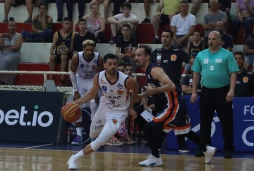 São José Basketball sofre primeira derrota em casa 5