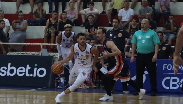 São José Basketball sofre primeira derrota em casa 1