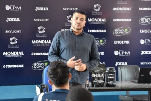 São José sonda volta de quatro e confere dirigente 9