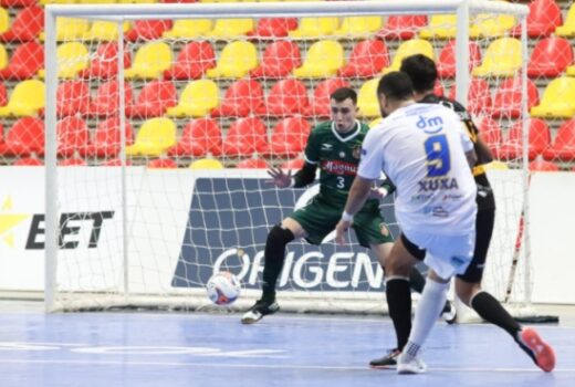 São José Futsal goleia na visita ao Magnus Sorocaba 3