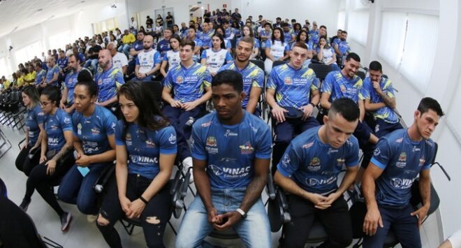 Campeões joseenses recebem troféus em homenagem 1