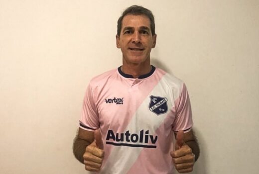 Taubaté anuncia chegada de técnico credenciado 12