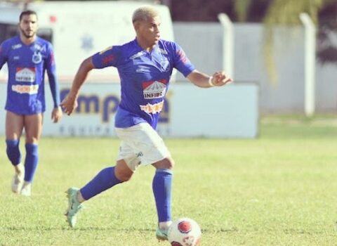 Taubaté aumenta lista de contratados com atacante 3