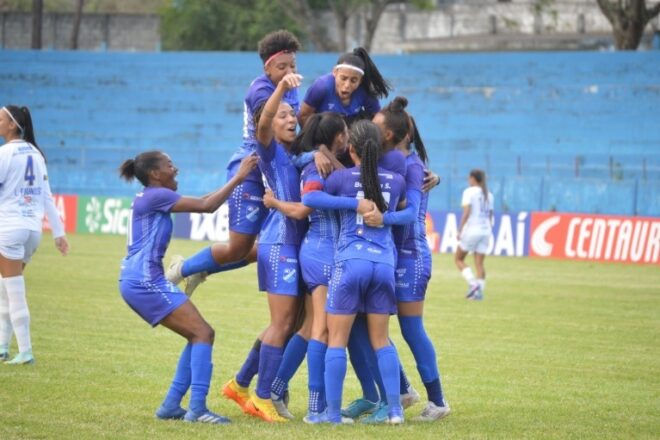 Taubaté vence Clássico do Vale e complica rival 3