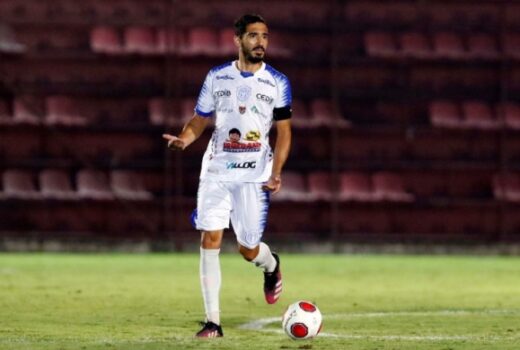 Taubaté anuncia chegada de zagueiro experiente 13