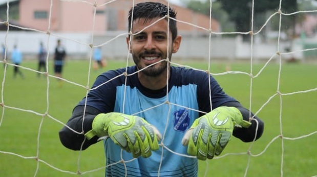 Taubaté abre anúncio de contratados com uma volta 1