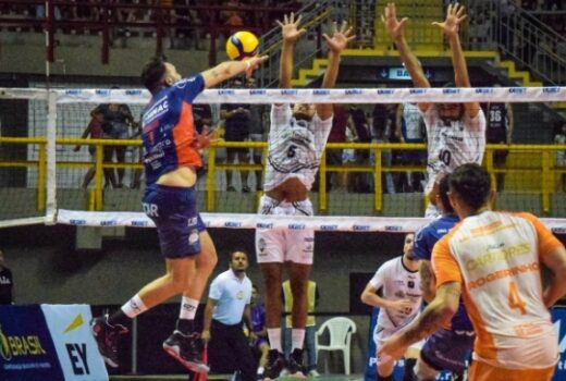 Vôlei joseense fecha turno com vitória esperada 11