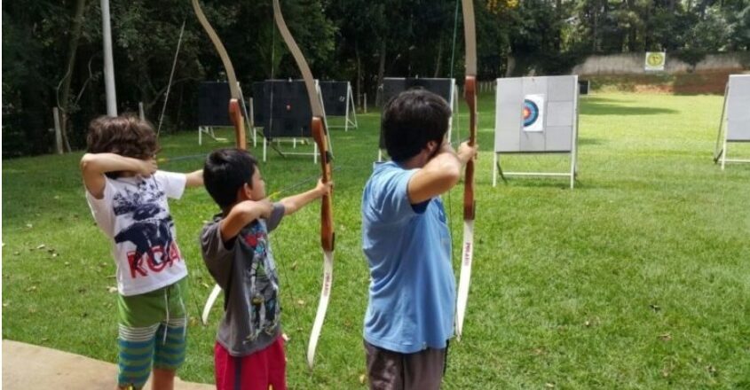 Ubatuba investe equipando alunos do tiro com arco 1