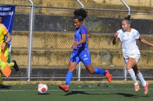 Taubaté anuncia permanência de outras três 8