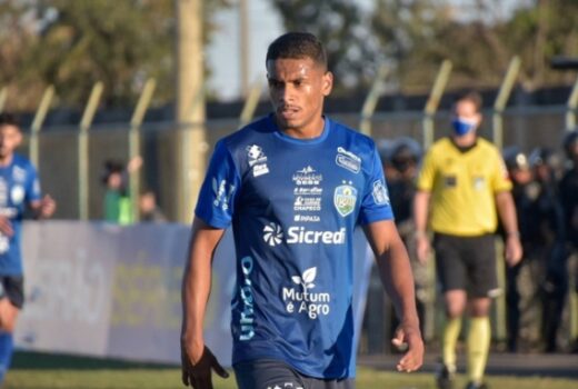 Taubaté anuncia mais um novo atacante 5