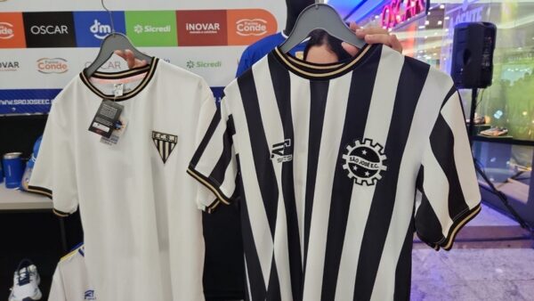 São José apresenta mais contratados e novos uniformes 10