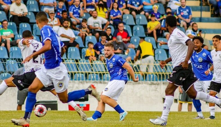 São José visita o Barretos e quer desencantar 1