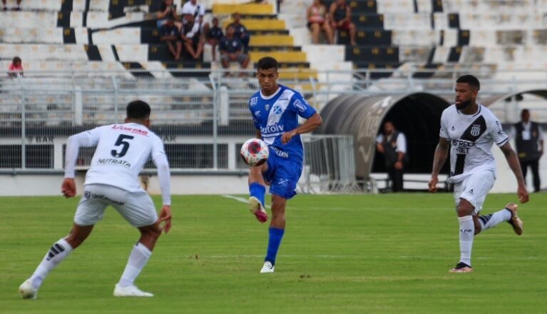 Taubaté também sofre com a líder Ponte Preta 1
