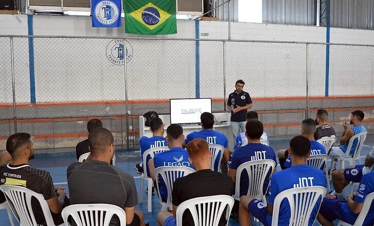 Taubaté Futsal abre pré-temporada após férias 1