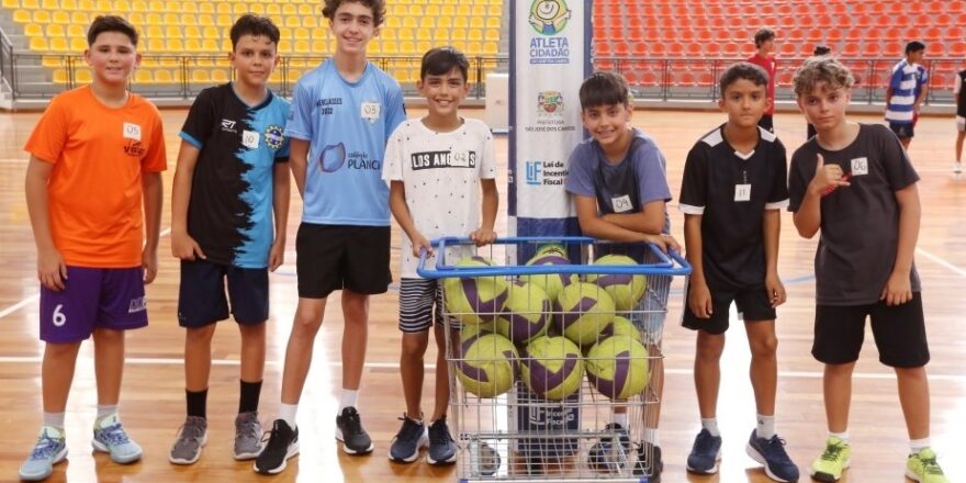 Vôlei masculino abriu seletivas do Atleta Cidadão 1