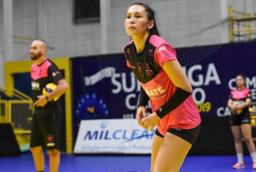 Vôlei Taubaté reforça o time com colombiana 8