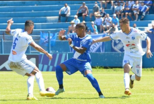 Taubaté estreia vencendo e deixando boa impressão 2