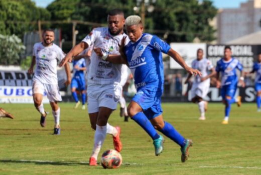 Taubaté corta série negativa vencendo em Ribeirão 3