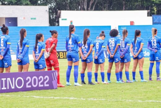 São José promove três meninas ao elenco principal 11