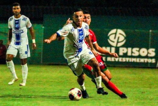 Taubaté perde e sai da zona de classificação 1