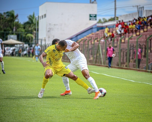 São José desencanta com a primeira vitória 3